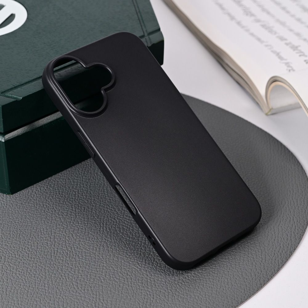 Torbica silikonska Skin za iPhone 16 6.1 mat crna