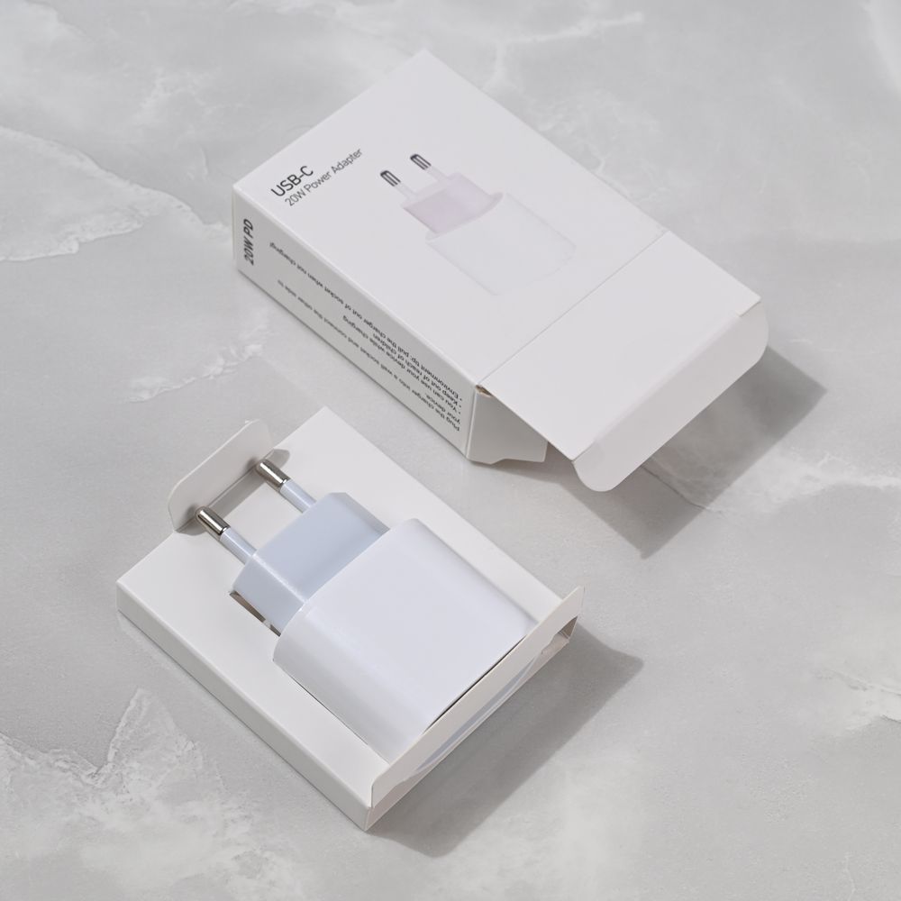 Kucni Punjac Pd Fast Charge 20w Za Iphone 11-14 Ce Beli - slika 2