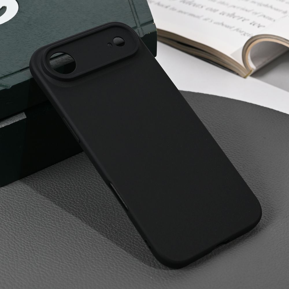 Torbica silikonska Skin za iPhone 17 Air 6.6 mat crna