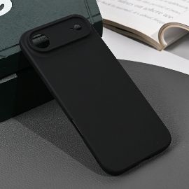 Torbica silikonska Skin za iPhone 17 Air 6.6 mat crna